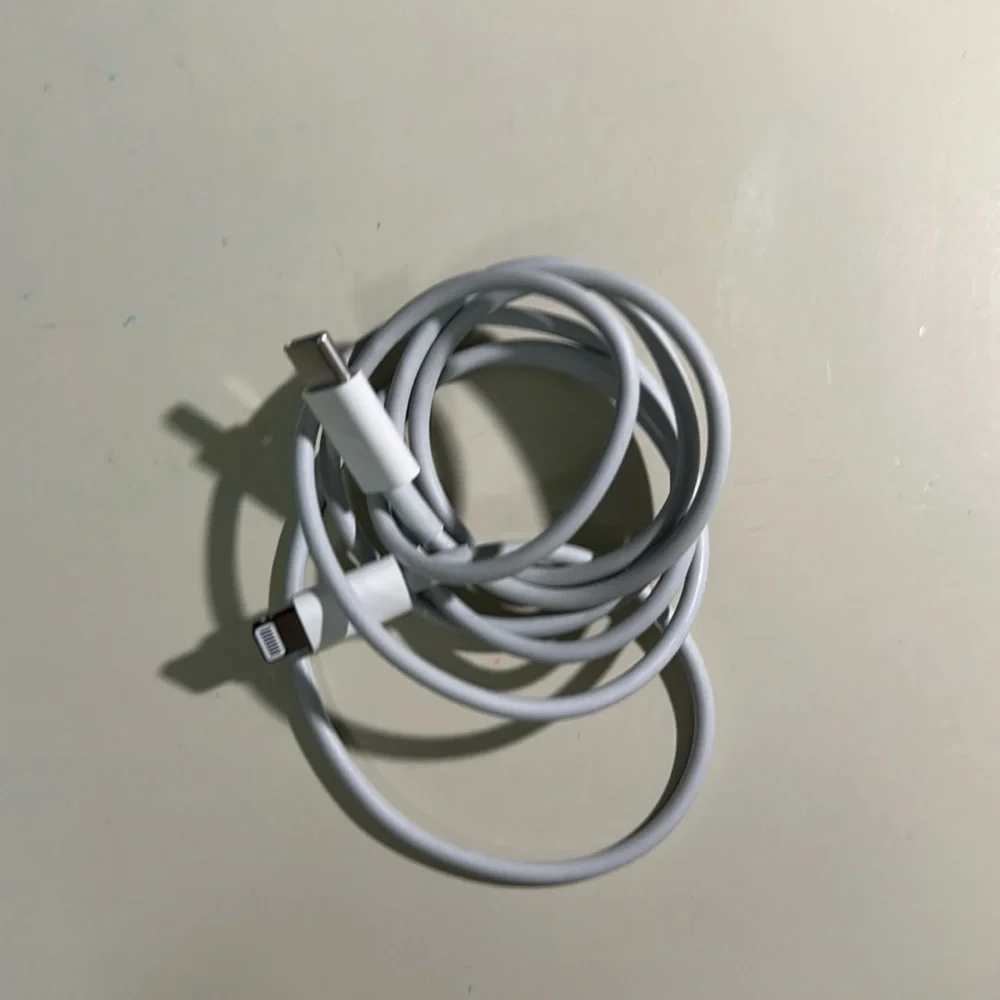 USB-C to Lightning Cable (1 m)